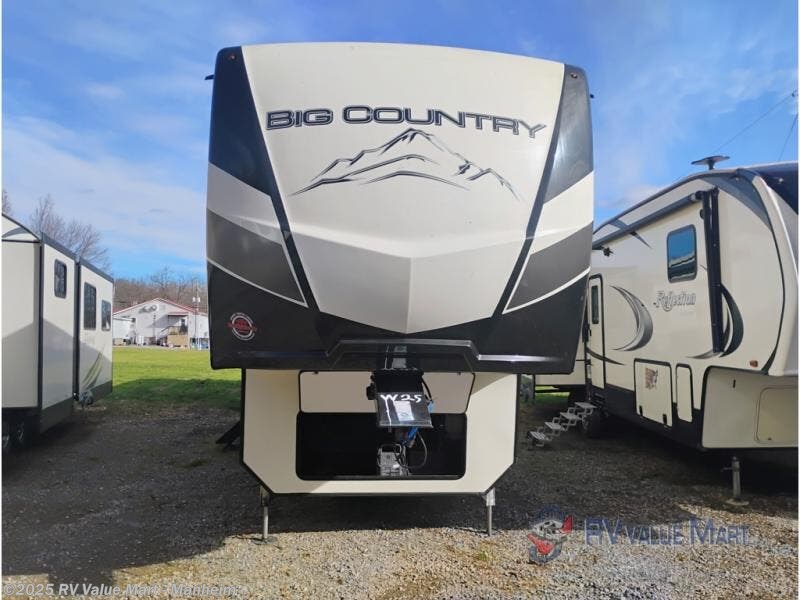 Contact us now about this 2021 Heartland Big Country 3702 FB! 2021 Big Country 3702 FB by Heartland from RV Value Mart - Manheim in Manheim, Pennsylvania