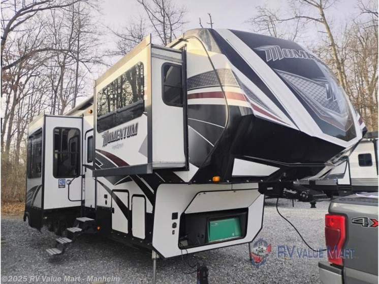 Email now about this 2017 Grand Design Momentum 376TH! Used 2017 Grand Design Momentum 376TH available in Manheim, Pennsylvania