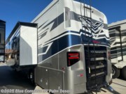 New 2025 Newmar Ventana 3809 available in Palm Desert, California