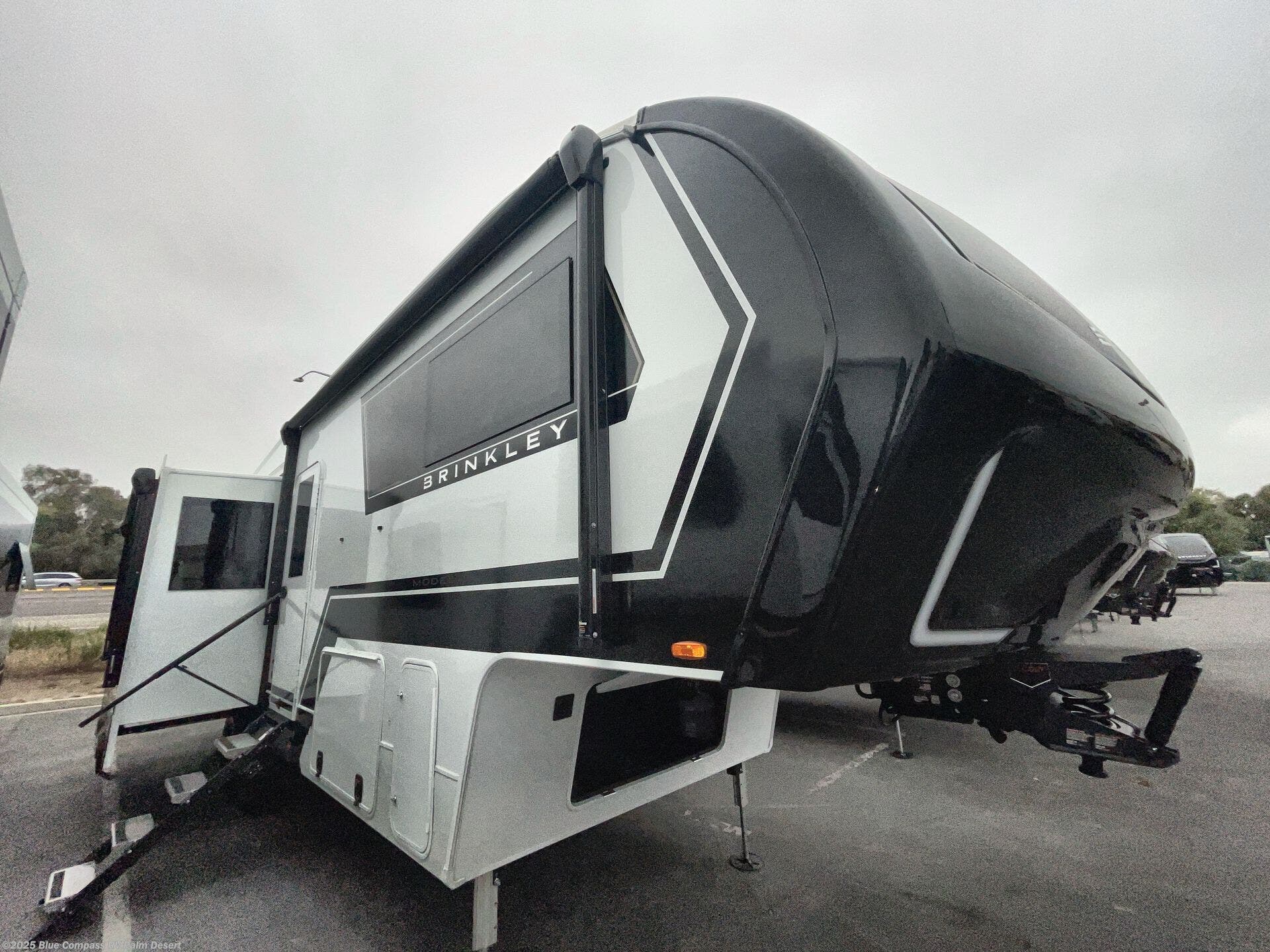 Email now about this 2026 Brinkley RV Model Z 2900! New 2026 Brinkley RV Model Z 2900 available in Palm Desert, California