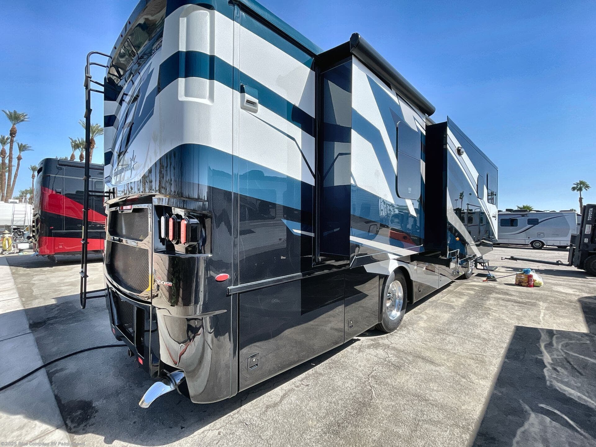 Contact us now about this 2026 Newmar Northern Star 3418! 2026 Northern Star 3418 by Newmar from Blue Compass RV Palm Desert in Palm Desert, California