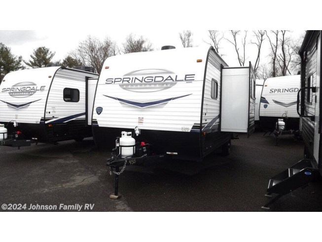 2023 Keystone Springdale Mini 1760BH - New Travel Trailer For Sale by Johnson Family RV in Woodlawn, Virginia