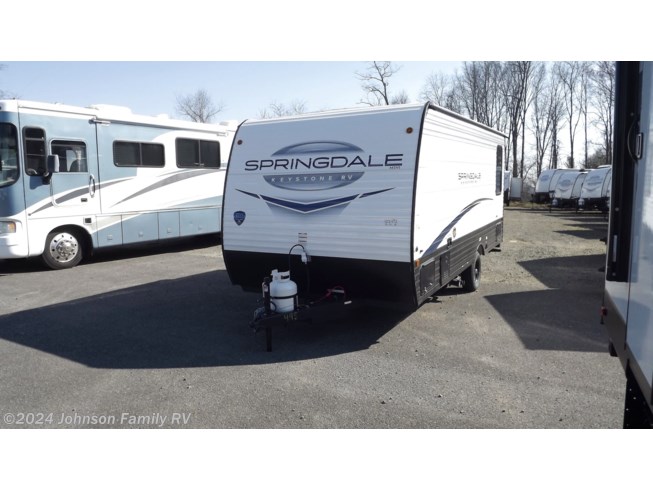 2024 Keystone Springdale Mini 1750RD - New Travel Trailer For Sale by Johnson Family RV in Woodlawn, Virginia