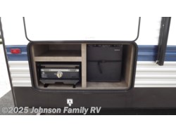 2025 Springdale Classic East 269DBC by Keystone from Johnson Family RV in Woodlawn, Virginia