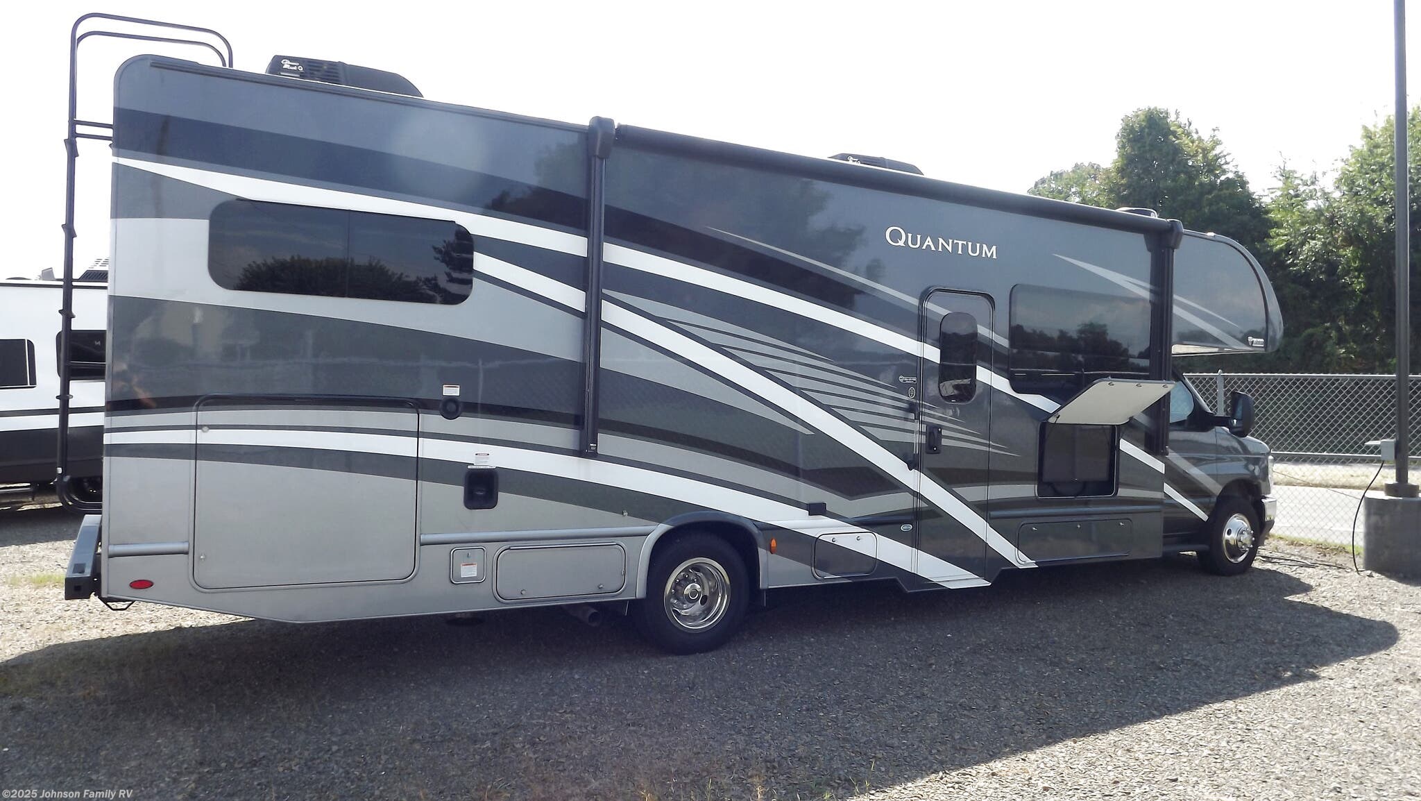 Contact us now about this 2024 Thor Motor Coach Quantum ! 2024 Quantum by Thor Motor Coach from Johnson Family RV in Woodlawn, Virginia