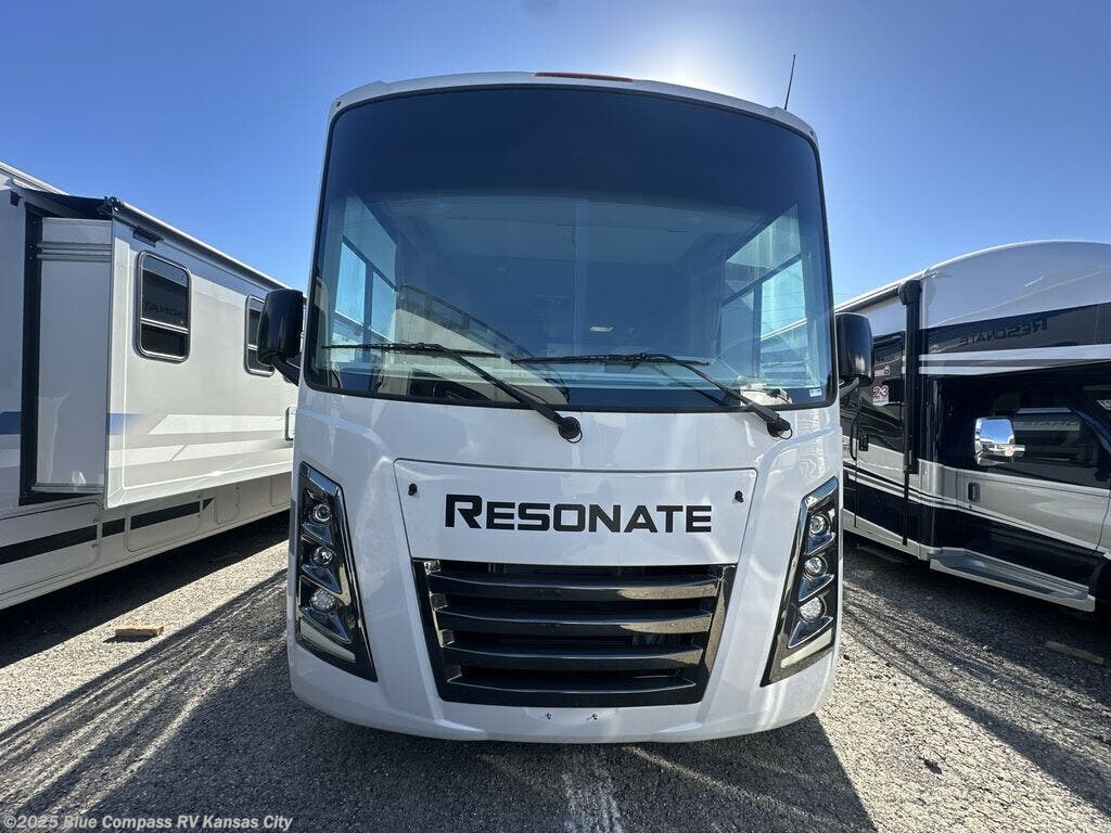 New 2025 Thor Motor Coach Resonate 29D available in Grain Valley, Missouri