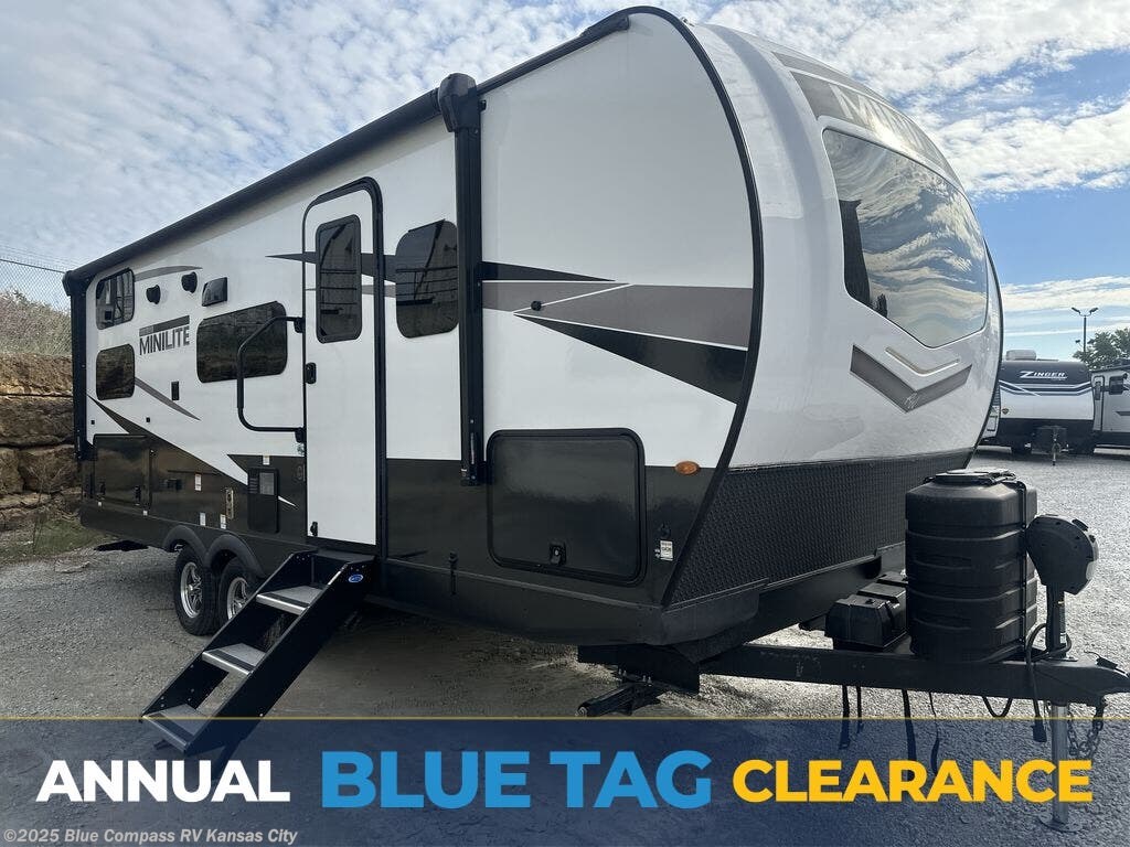 Email now about this 2025 Forest River Rockwood Mini Lite 2509S! Used 2025 Forest River Rockwood Mini Lite 2509S available in Grain Valley, Missouri