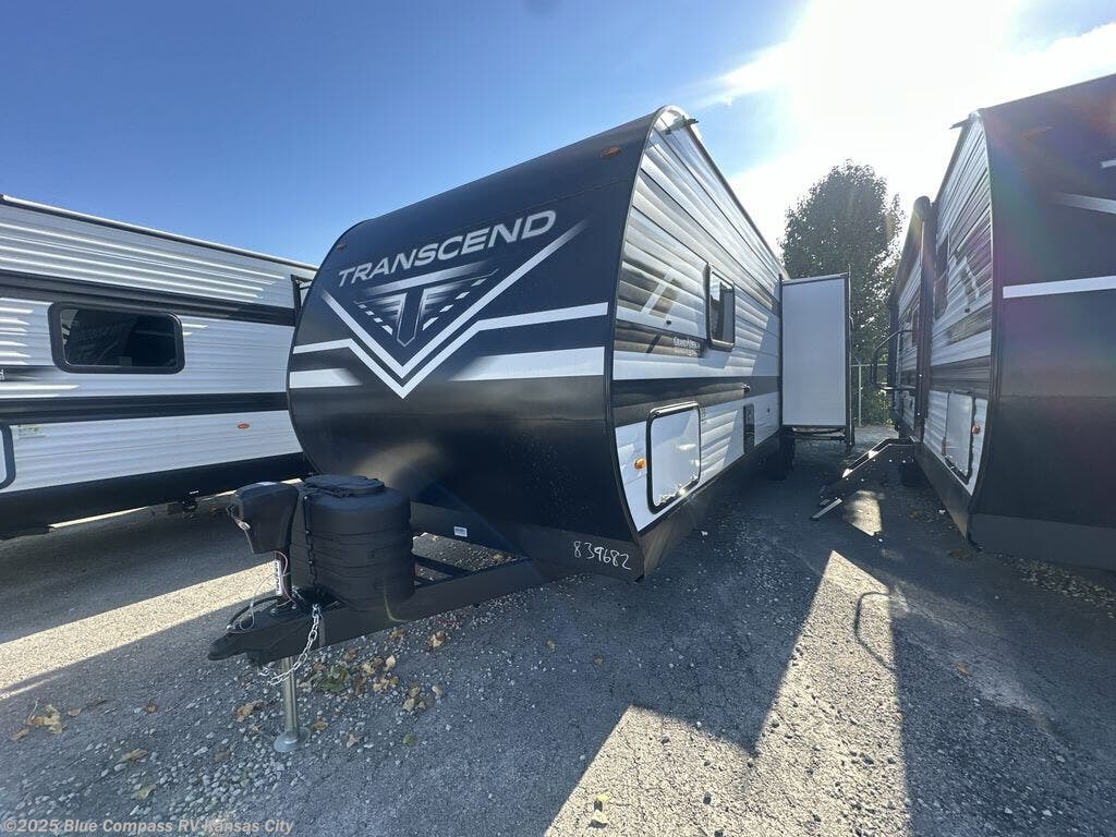 New 2026 Grand Design Transcend Xplor 295QBT available in Grain Valley, Missouri