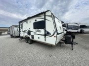 Call now about this 2017 Forest River Shamrock 21DK! 2017 Forest River Shamrock 21DK - Used Travel Trailer For Sale by Blue Compass RV Kansas City in Grain Valley, Missouri
