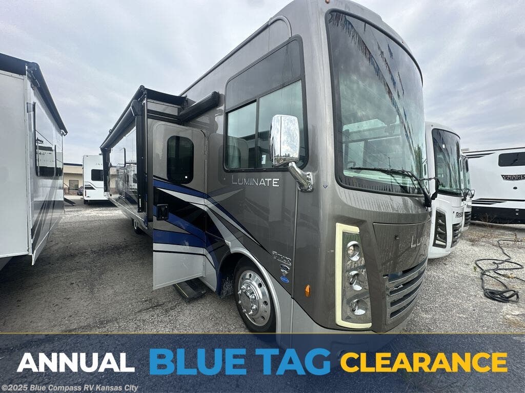 Email now about this 2024 Thor Motor Coach Luminate CC35! Used 2024 Thor Motor Coach Luminate CC35 available in Grain Valley, Missouri