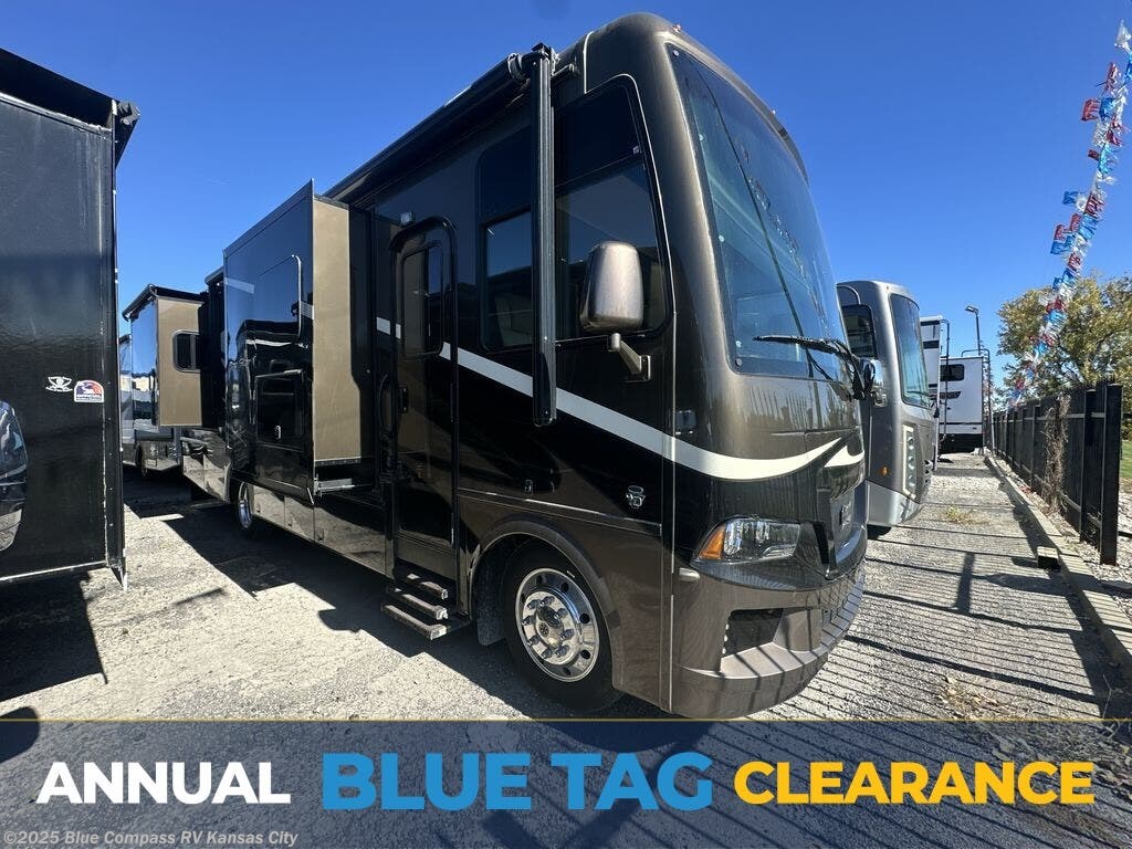 Email now about this 2018 Newmar Bay Star 3113! Used 2018 Newmar Bay Star 3113 available in Grain Valley, Missouri