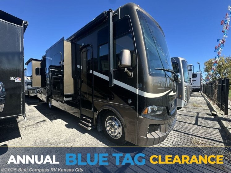 Email now about this 2018 Newmar Bay Star 3113! Used 2018 Newmar Bay Star 3113 available in Grain Valley, Missouri