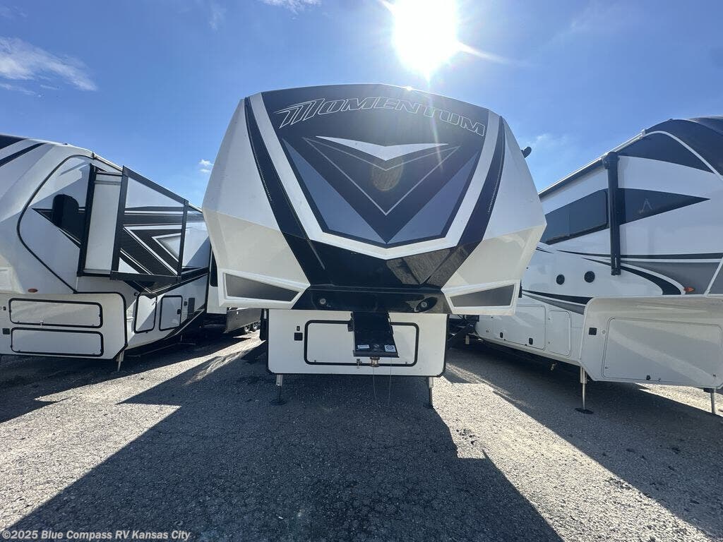 Used 2022 Grand Design Momentum M-Class 351M available in Grain Valley, Missouri