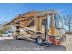 2017 Newmar Dutch Star 4018 Triple Slide, Bath/Half, All Electric - Used Diesel Pusher for sale by Motor Home Finders in Crossville, Texas