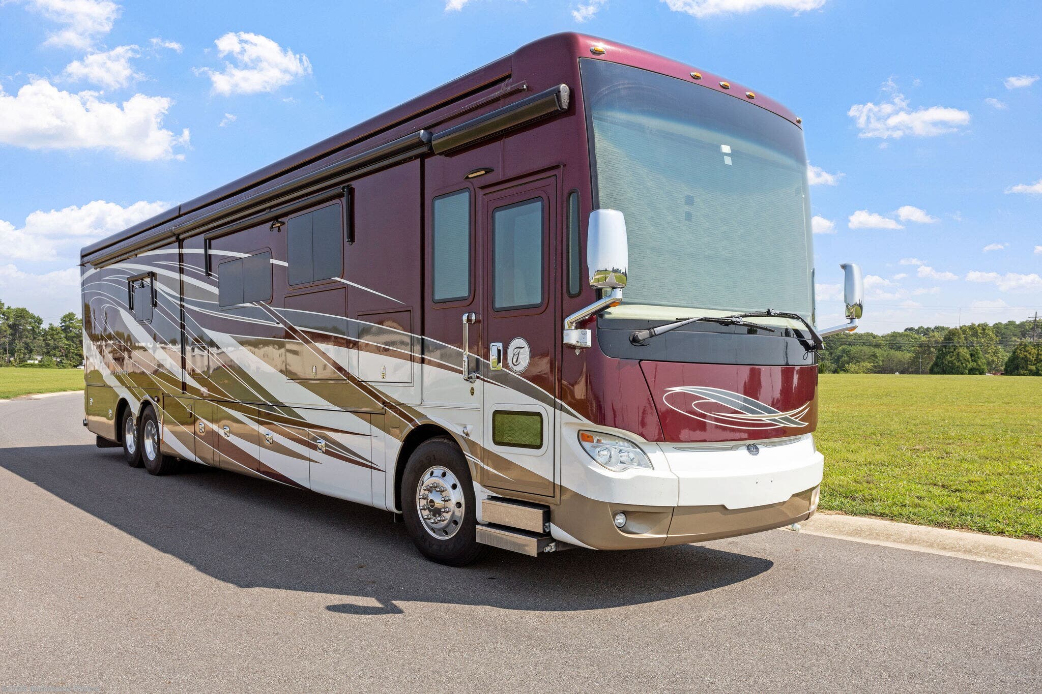 Email now about this 2016 Tiffin Allegro Bus 45 OP! Used 2016 Tiffin Allegro Bus 45 OP available in Millville, New Jersey