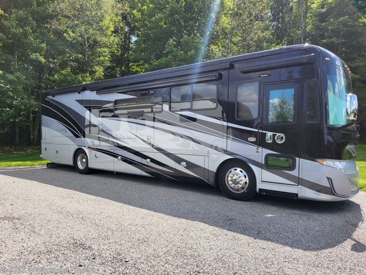 Email now about this 2021 Tiffin Allegro Red 37 PA! Used 2021 Tiffin Allegro Red 37 PA available in Grove City, Pennsylvania