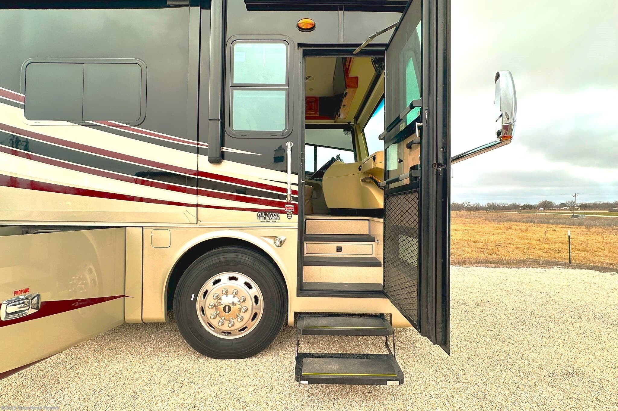 Contact us now about this 2014 Tiffin Phaeton 40 QTH! 2014 Phaeton 40 QTH by Tiffin from Motorhome Finders in Fredericksburg, Texas