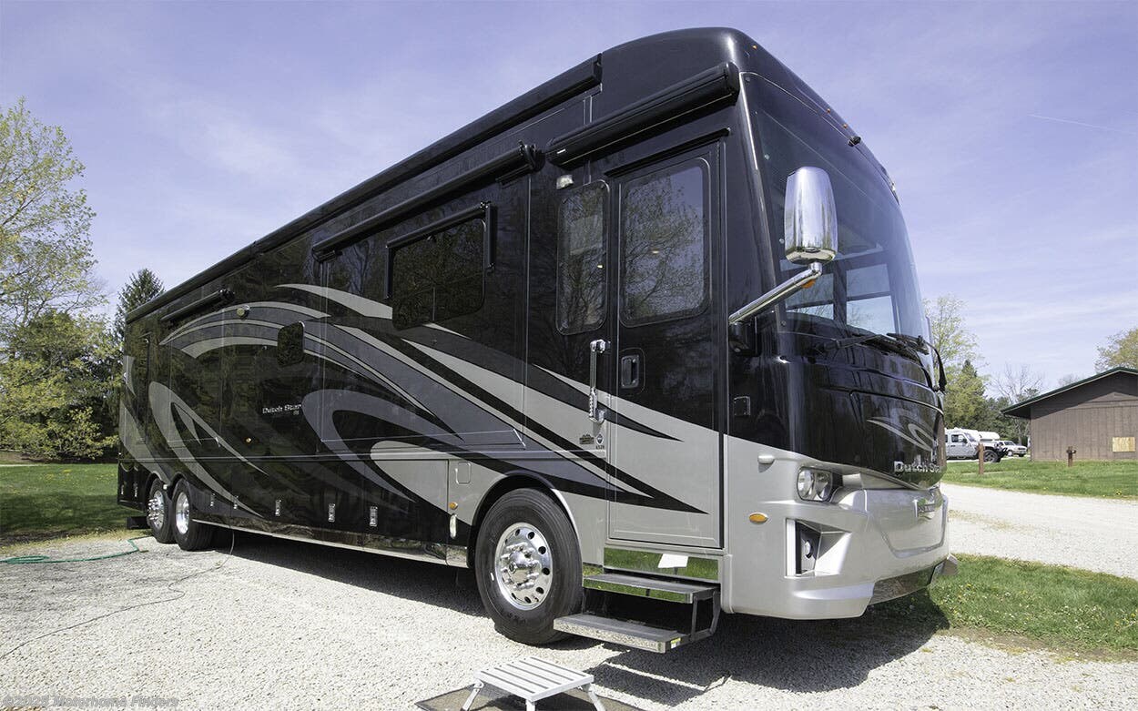 Email now about this 2019 Newmar Dutch Star 4328! Used 2019 Newmar Dutch Star 4328 available in Cincinnati, Ohio