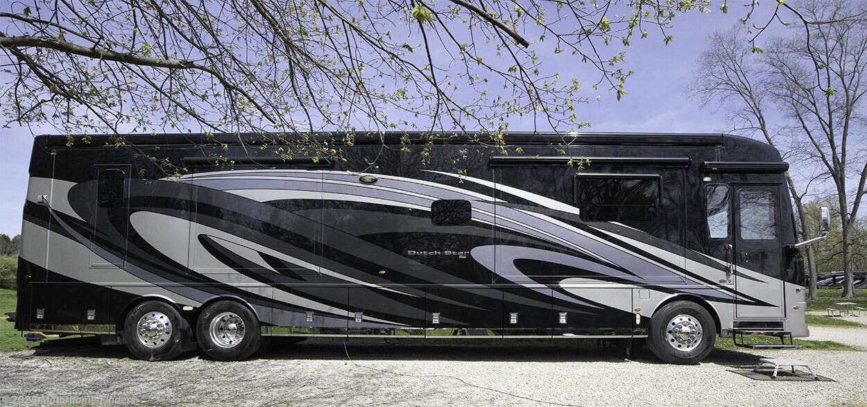 Call now about this 2019 Newmar Dutch Star 4328! 2019 Newmar Dutch Star 4328 - Used Diesel Pusher For Sale by Motorhome Finders in Cincinnati, Ohio features Surround Sound System, Heat Pump, King Size Bed, Heated Floor, Black Tank Flush