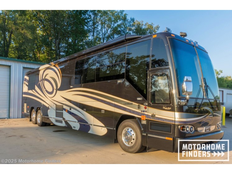 Email now about this 2007 Liberty Coach Elegant Lady Platinum Edition, Double Slide! Used 2007 Liberty Coach Elegant Lady Platinum Edition, Double Slide available in Bryant, Arkansas