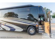 Contact us now about this 2007 Liberty Coach Elegant Lady Platinum Edition, Double Slide! 2007 Elegant Lady Platinum Edition, Double Slide by Liberty Coach from Motorhome Finders in Bryant, Arkansas