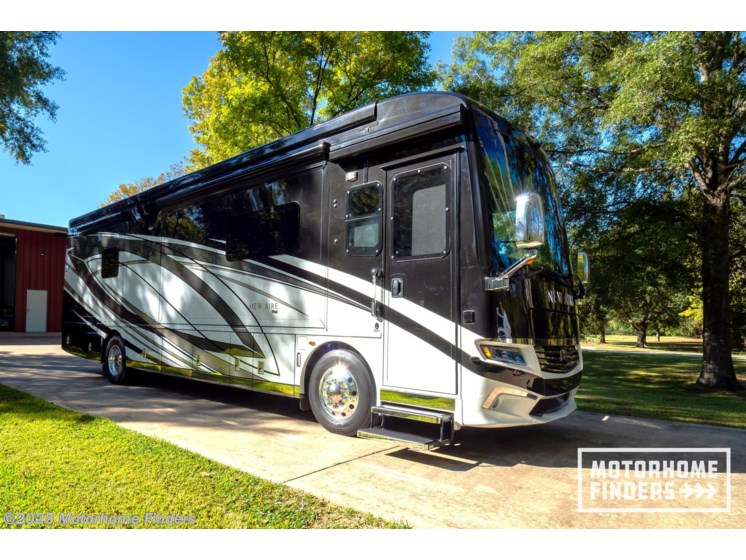 Email now about this 2021 Newmar New Aire 3541! Used 2021 Newmar New Aire 3541 available in Canton, Mississippi