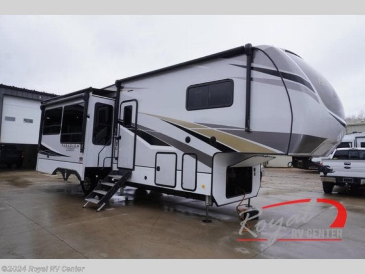 Used 2022 Alliance RV Paradigm 295MK available in Middlebury, Indiana