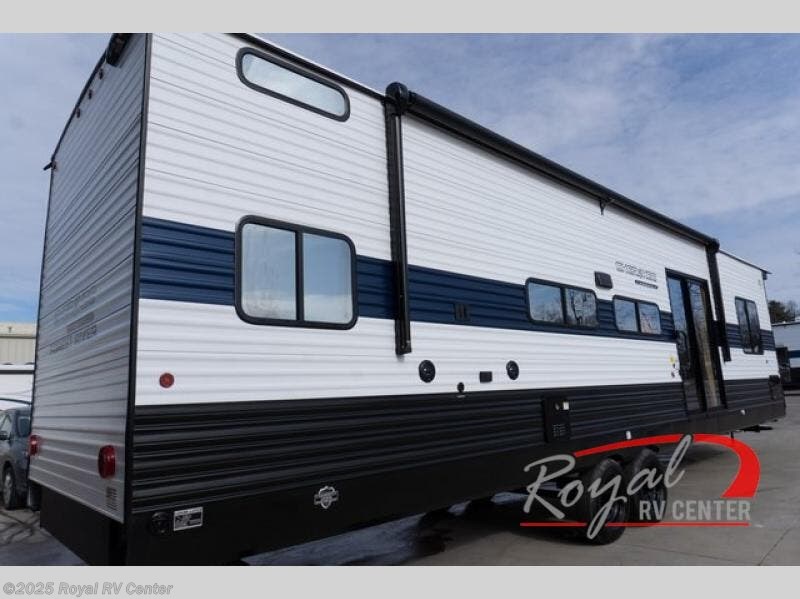 Email now about this 2025 Forest River Cherokee Timberwolf 39TN! New 2025 Forest River Cherokee Timberwolf 39TN available in Middlebury, Indiana