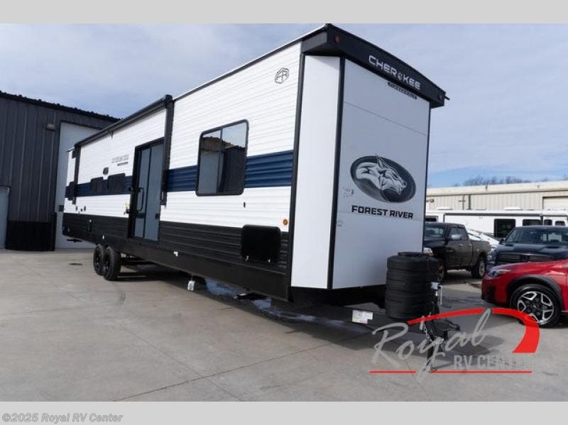 Contact us now about this 2025 Forest River Cherokee Timberwolf 39TN! 2025 Cherokee Timberwolf 39TN by Forest River from Royal RV Center in Middlebury, Indiana