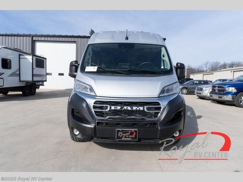 Contact us now about this 2025 Thor Motor Coach Twist 2JB! 2025 Twist 2JB by Thor Motor Coach from Royal RV Center in Middlebury, Indiana