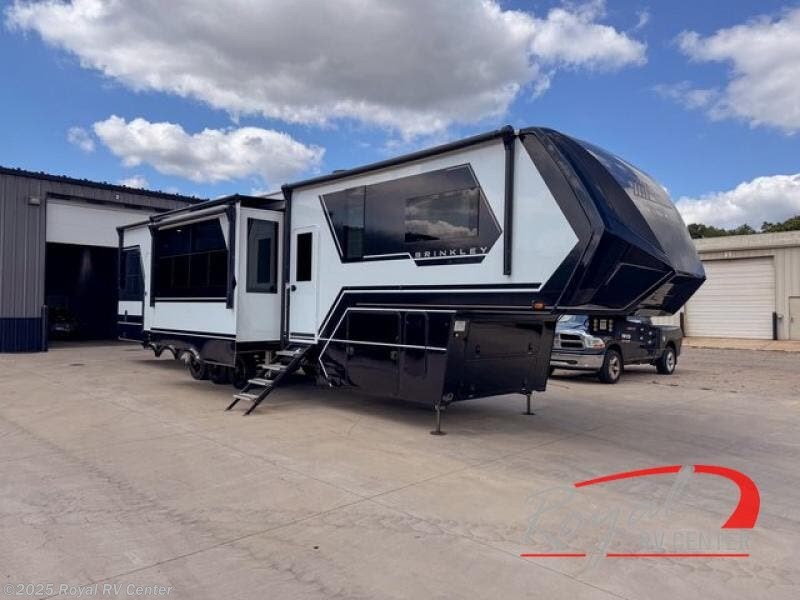 Email now about this 2025 Brinkley RV Model G 4100! New 2025 Brinkley RV Model G 4100 available in Middlebury, Indiana