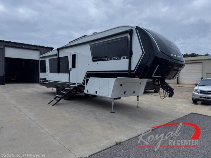Email now about this 2025 Brinkley RV Model Z 2810! Used 2025 Brinkley RV Model Z 2810 available in Middlebury, Indiana