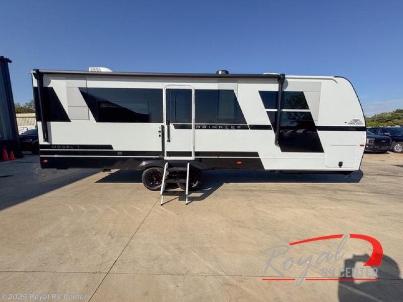Contact us now about this 2026 Brinkley RV Model I 275! 2026 Model I 275 by Brinkley RV from Royal RV Center in Middlebury, Indiana