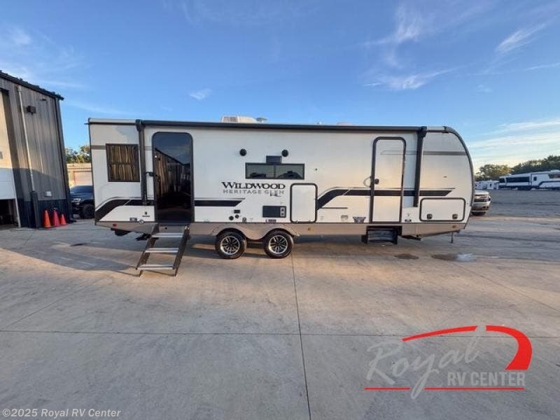 Contact us now about this 2024 Forest River Wildwood Heritage Glen Hyper-Lyte 24RDHL! 2024 Wildwood Heritage Glen Hyper-Lyte 24RDHL by Forest River from Royal RV Center in Middlebury, Indiana