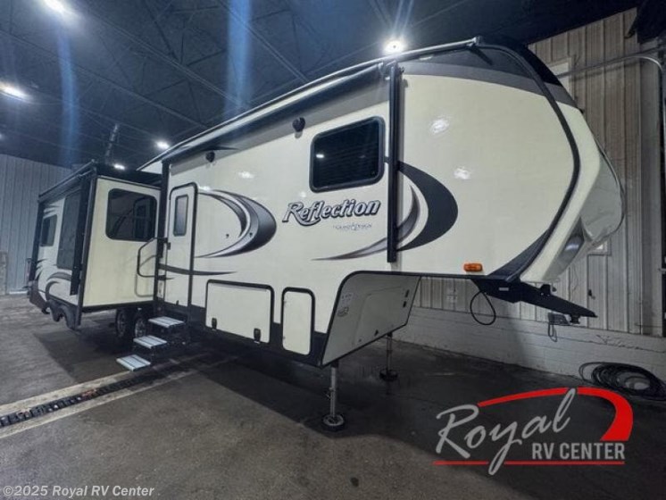 Email now about this 2019 Grand Design Reflection 303RLS! Used 2019 Grand Design Reflection 303RLS available in Middlebury, Indiana