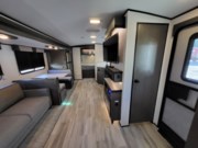 Contact us now about this 2022 Cruiser RV MPG MPG 2860BH! 2022 MPG MPG 2860BH by Cruiser RV from Roughin' It Inc in Madison, Ohio