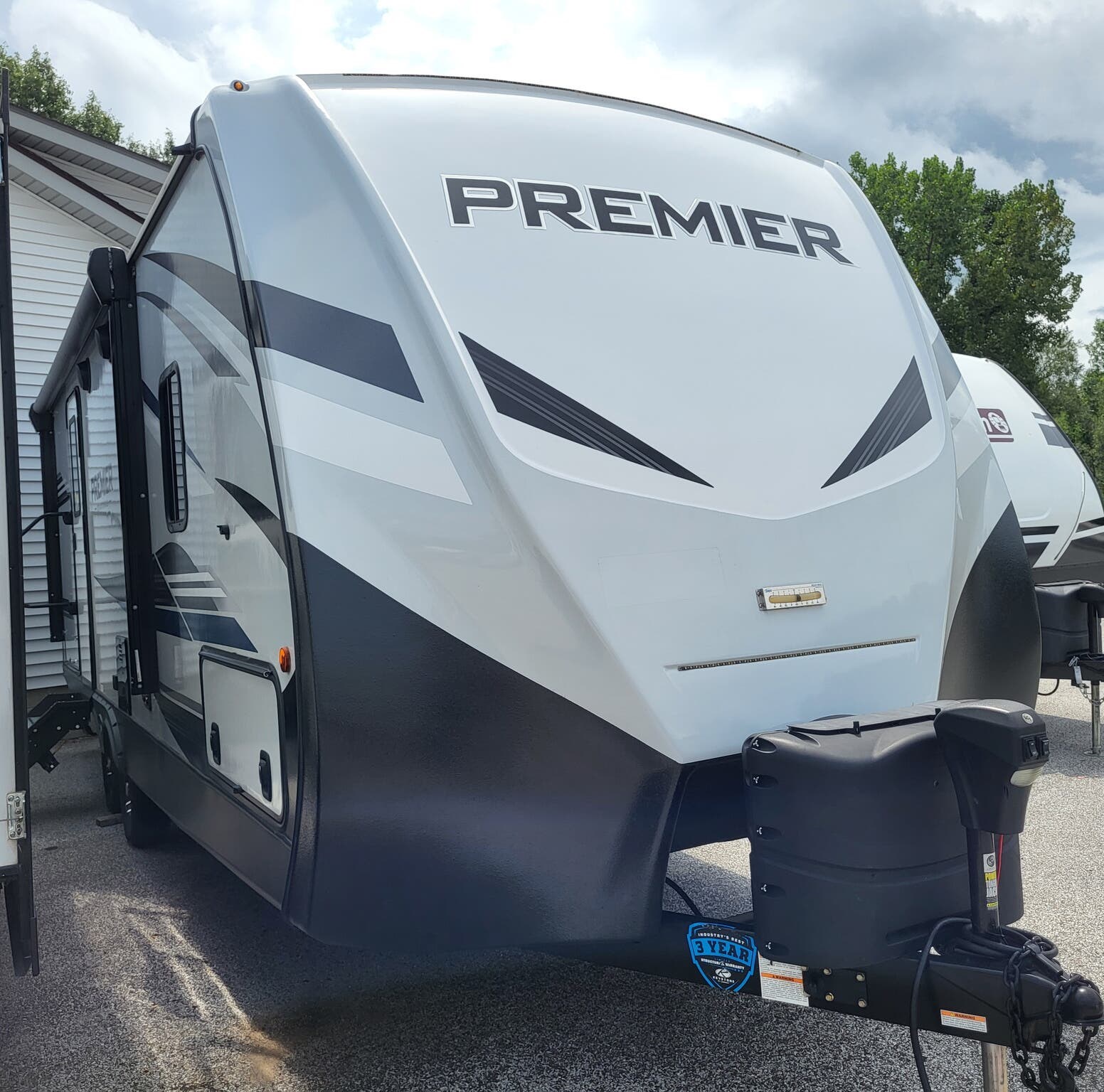 Contact us now about this 2021 Keystone Premier 23RBPR! 2021 Premier 23RBPR by Keystone from Roughin' It Inc in Madison, Ohio