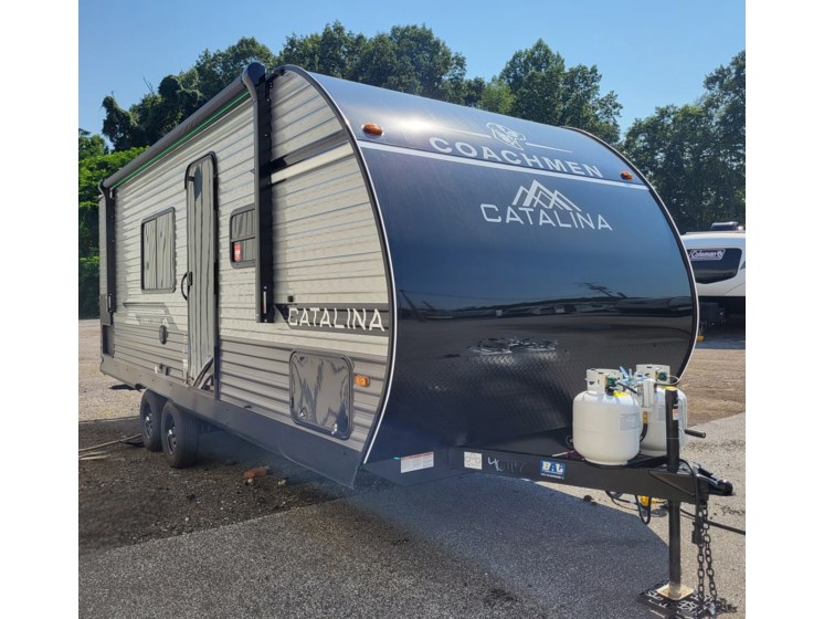 Email now about this 2026 Coachmen Catalina 211BH! New 2026 Coachmen Catalina 211BH available in Madison, Ohio
