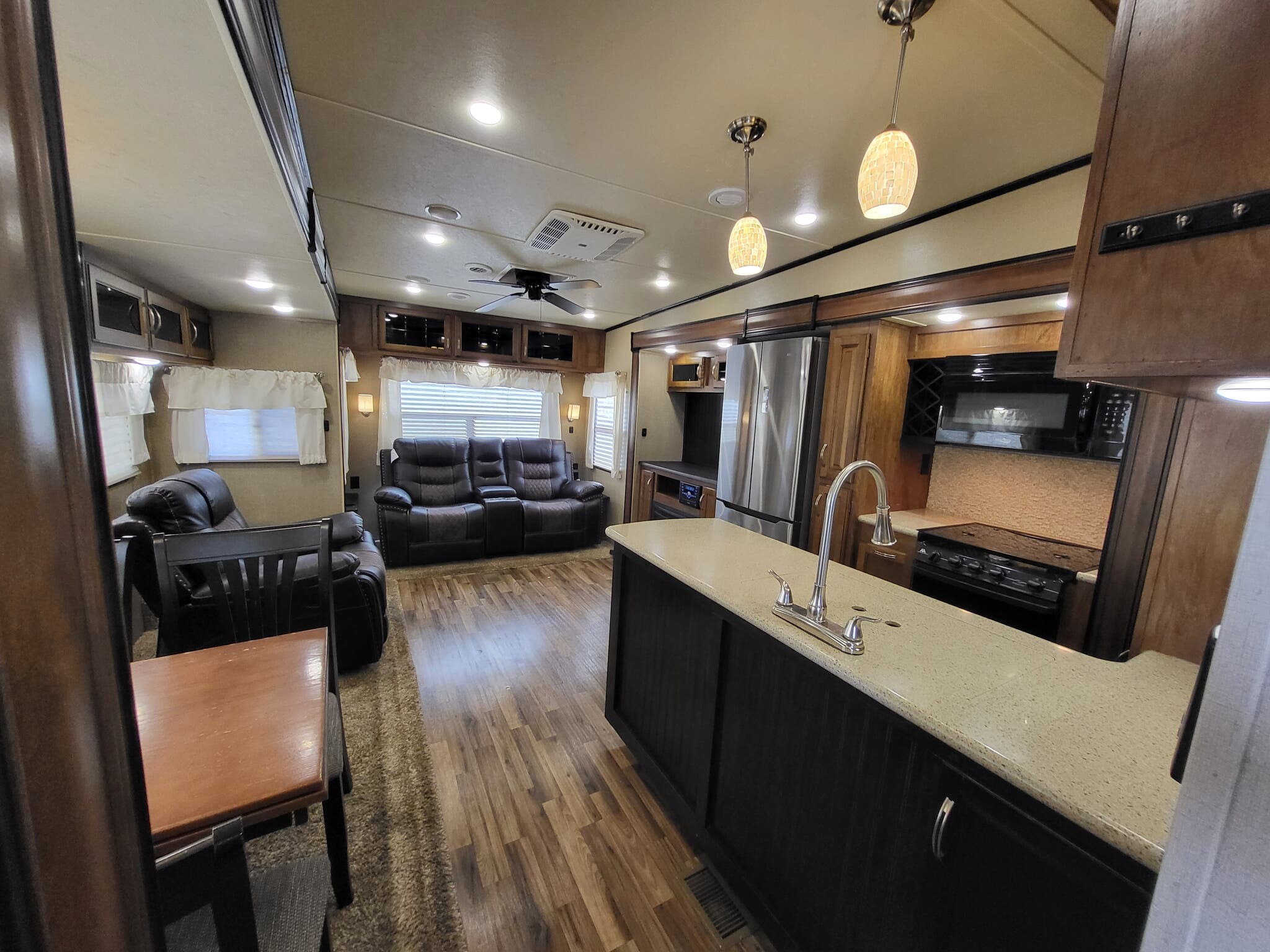 Call now about this 2017 Coachmen Chaparral M391QSMB! 2017 Coachmen Chaparral M391QSMB - Used Fifth Wheel For Sale by Roughin' It Inc in Madison, Ohio