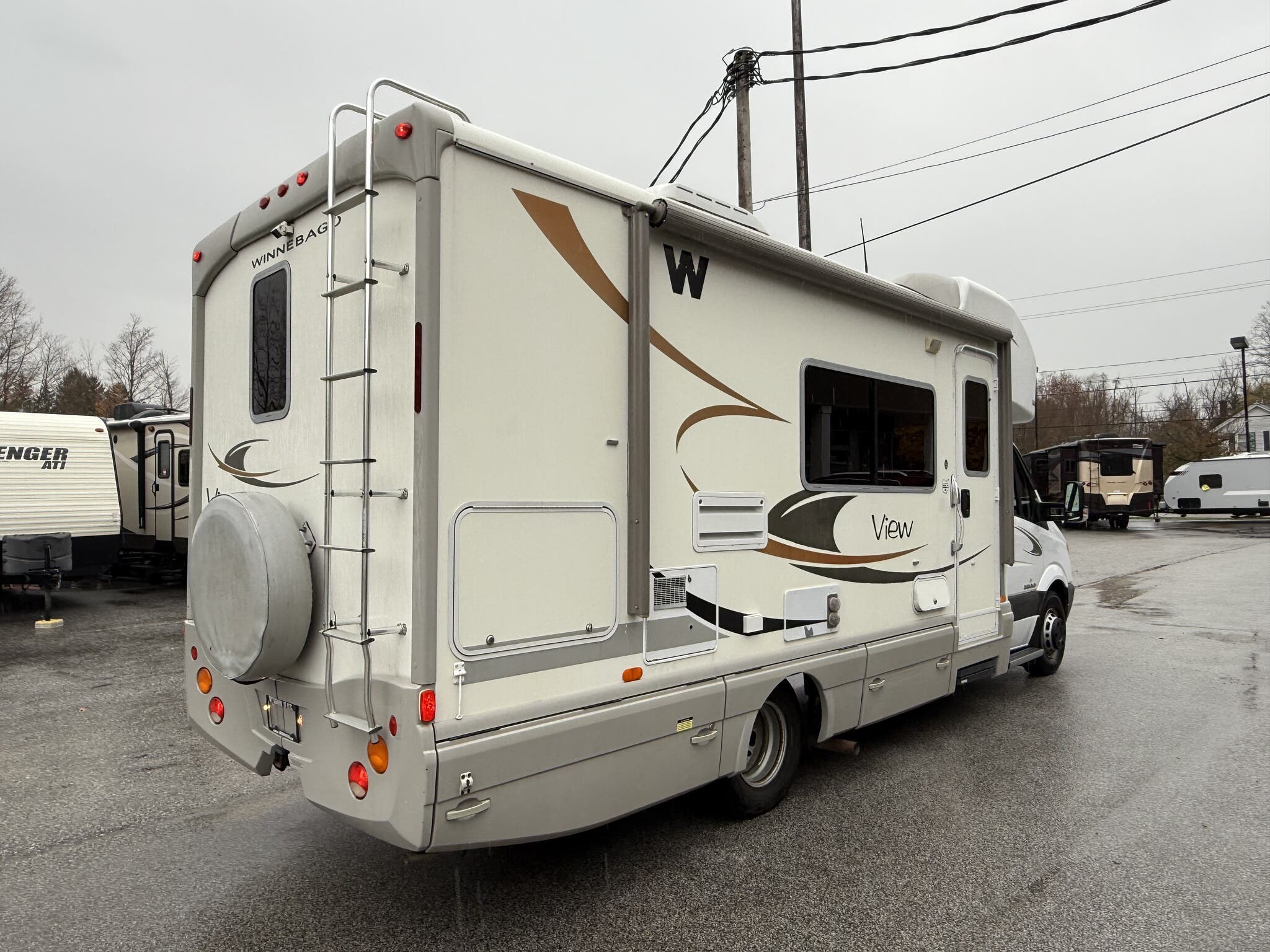 Used 2008 Winnebago View 24H available in Madison, Ohio