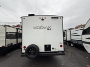 Contact us now about this 2022 Keystone KODIAK 24SBH! 2022 KODIAK 24SBH by Keystone from Roughin' It Inc in Madison, Ohio