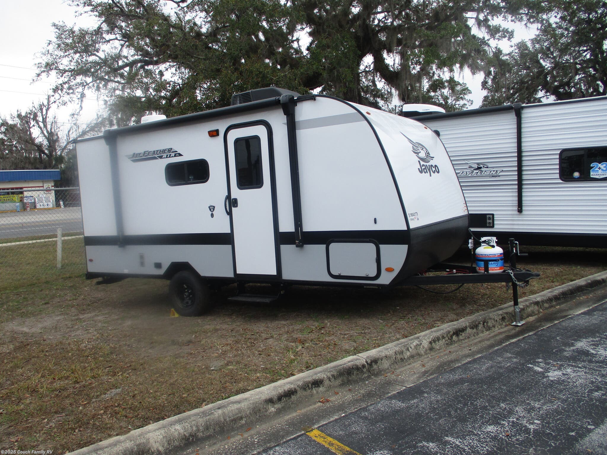 Email now about this 2025 Jayco Jay Feather Air 17BHSL! New 2025 Jayco Jay Feather Air 17BHSL available in Cross City, Florida