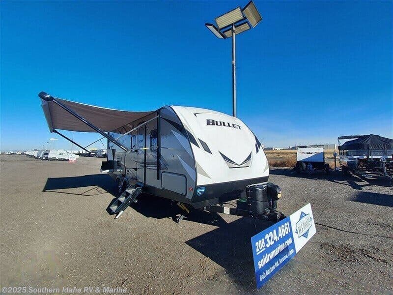 Contact us now about this 2020 Keystone Bullet 243BHSWE! 2020 Bullet 243BHSWE by Keystone from Southern Idaho RV & Marine in Jerome, Idaho