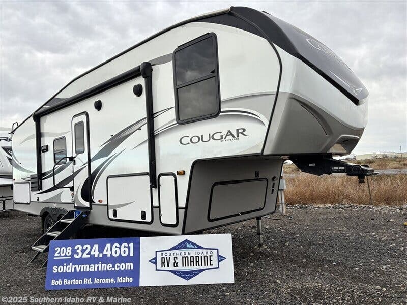 Call now about this 2021 Keystone Cougar 25RES! 2021 Keystone Cougar 25RES - Used Travel Trailer For Sale by Southern Idaho RV & Marine in Jerome, Idaho
