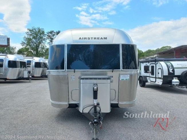 2014 Flying Cloud 25FB Twin by Airstream from Southland RV in Norcross, Georgia