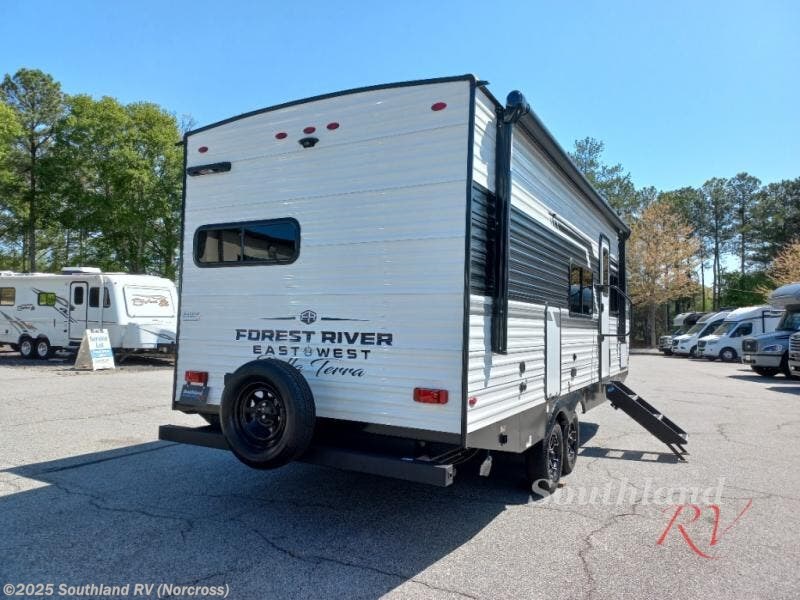 Contact us now about this 2025 East to West Della Terra 221ML! 2025 Della Terra 221ML by East to West from Southland RV in Norcross, Georgia