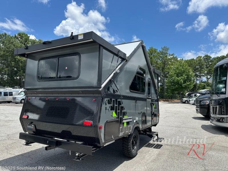 Contact us now about this 2026 Aliner Evolution 15 Twin! 2026 Evolution 15 Twin by Aliner from Southland RV in Norcross, Georgia