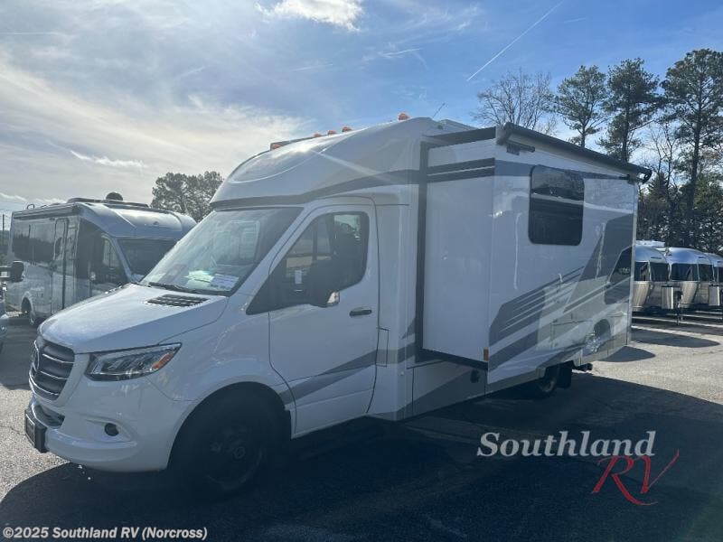 New 2026 Renegade Vienna 25DLN available in Norcross, Georgia