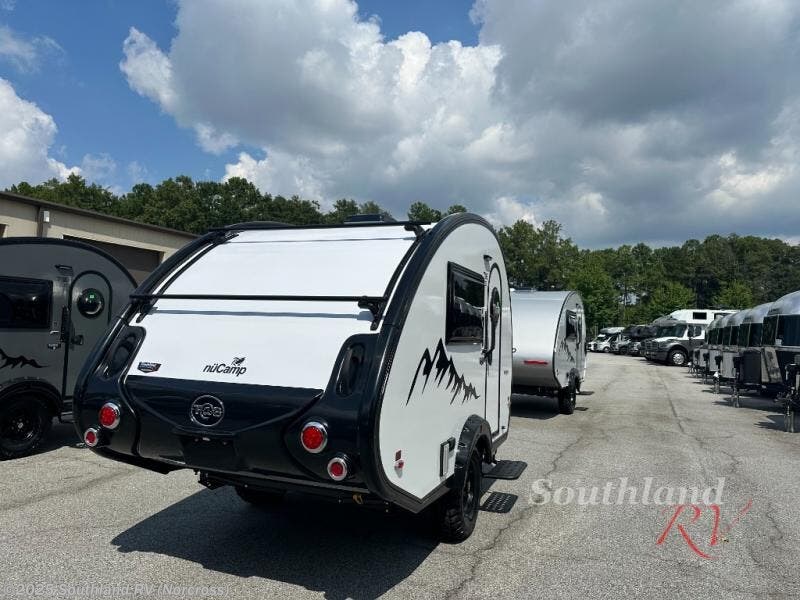 Contact us now about this 2026 NuCamp TAB 320 BD! 2026 TAB 320 BD by NuCamp from Southland RV in Norcross, Georgia