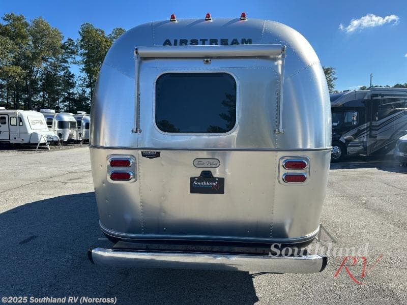 New 2026 Airstream Trade Wind 23FB Twin available in Norcross, Georgia
